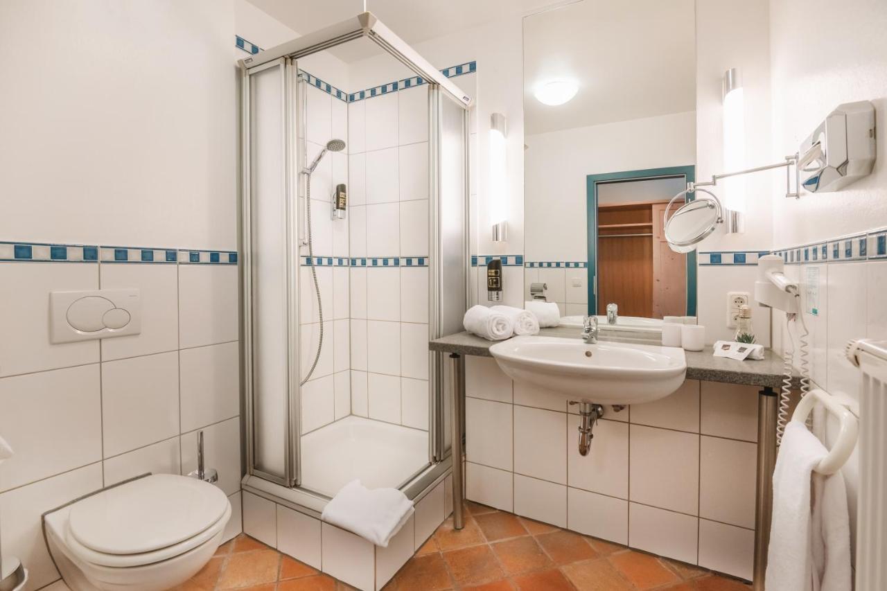 Hotel Am Park Хюккельхофен Экстерьер фото