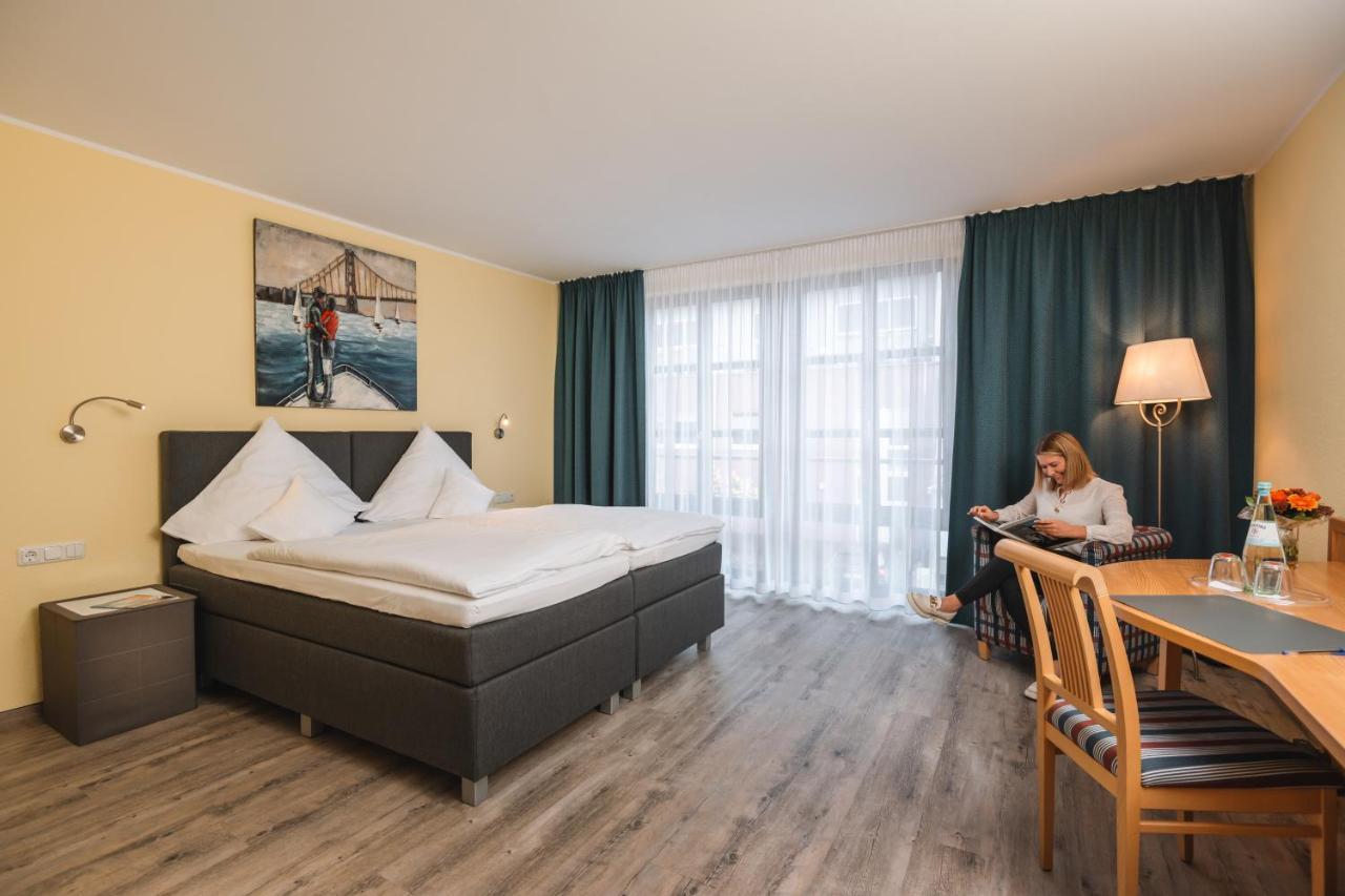 Hotel Am Park Хюккельхофен Экстерьер фото